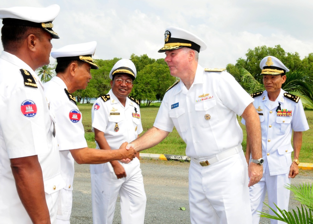 US meet with Royal Cambodian Navy