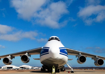 Russian cargo plane visits Miramar