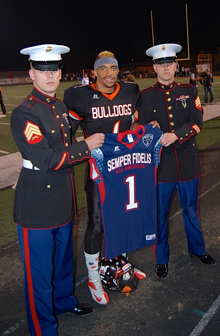 Marines Present Award at Martinsburg High School, W.Va.