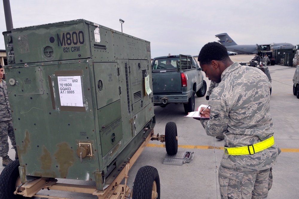 JB MDL prepares for Hurricane Sandy