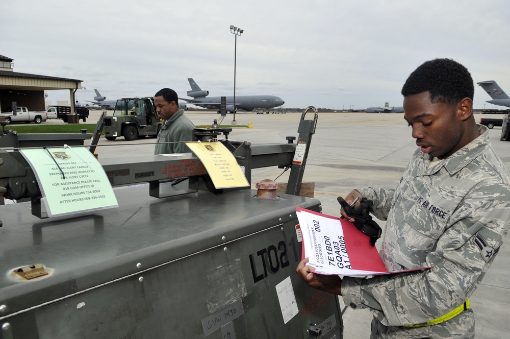 JB MDL prepares for Hurricane Sandy