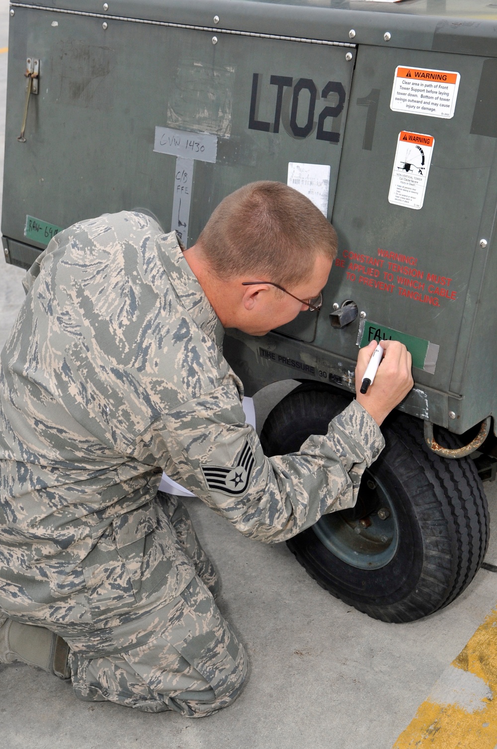 JB MDL prepares for Hurricane Sandy