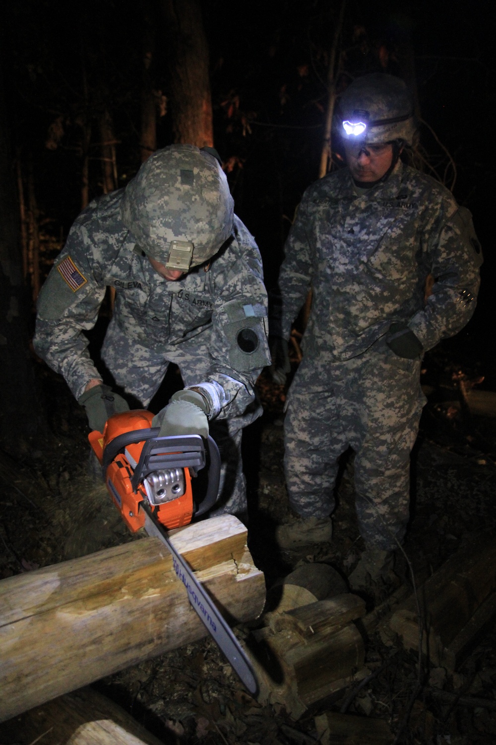 Virginia Guard engineers conduct chain saw refresher training