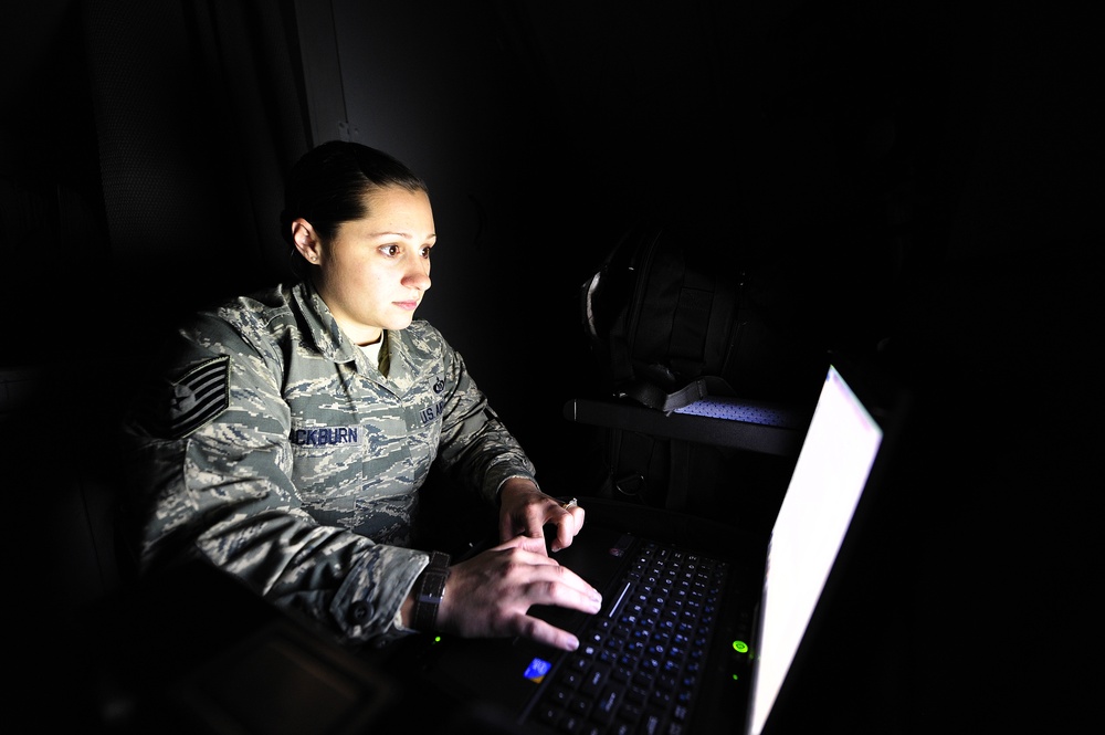 Air mobility contingency response force mobilizes ahead of Hurricane Sandy