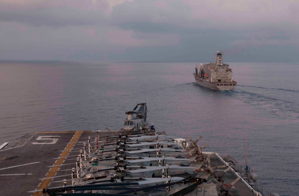 USS Peleliu conducts replenishment