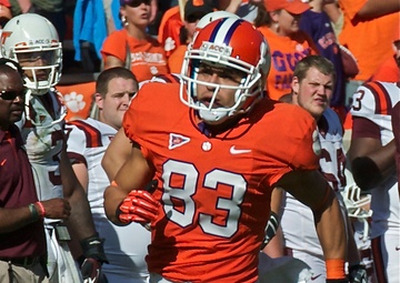 Veterans come together at Clemson