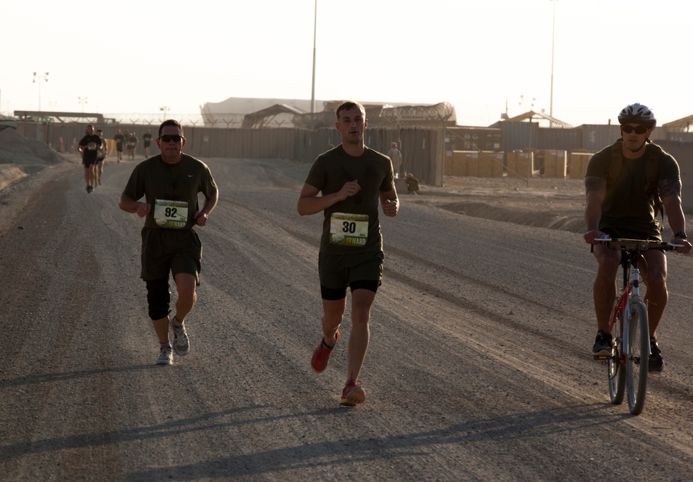 2012 Marine Corps Marathon Forward