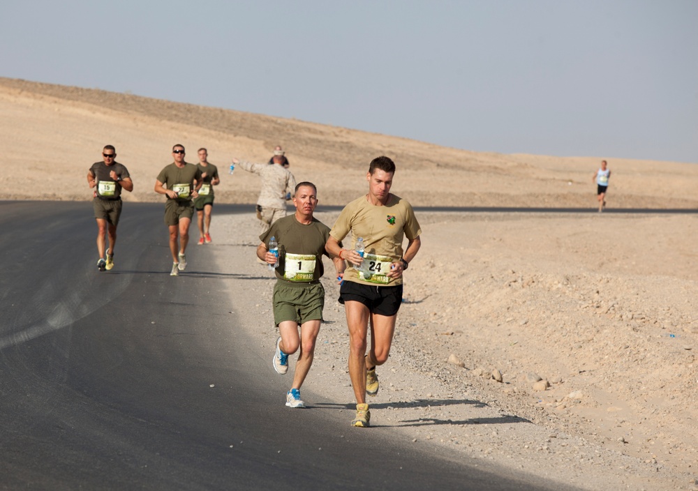 2012 Marine Corps Marathon Forward