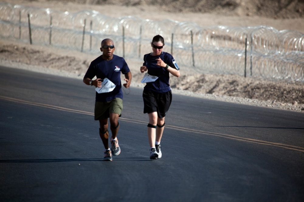 2012 Marine Corps Marathon Forward
