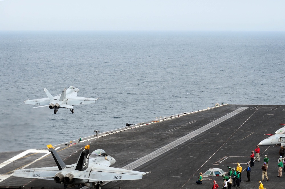 DVIDS - Images - USS Dwight D. Eisenhower Flight Deck Operations [Image ...