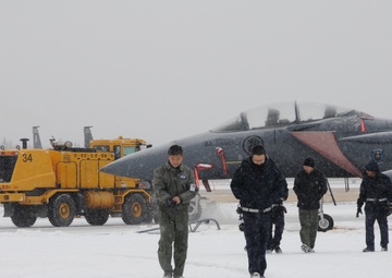 Buccaneers battle blizzard