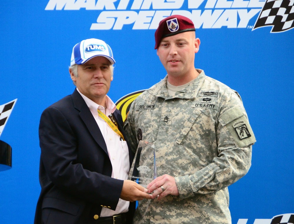 Fort Bragg soldiers start NASCAR 'engines'