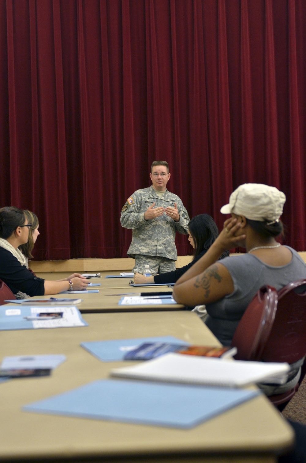 Training prepares 3-2 spouses for redeployment challenges