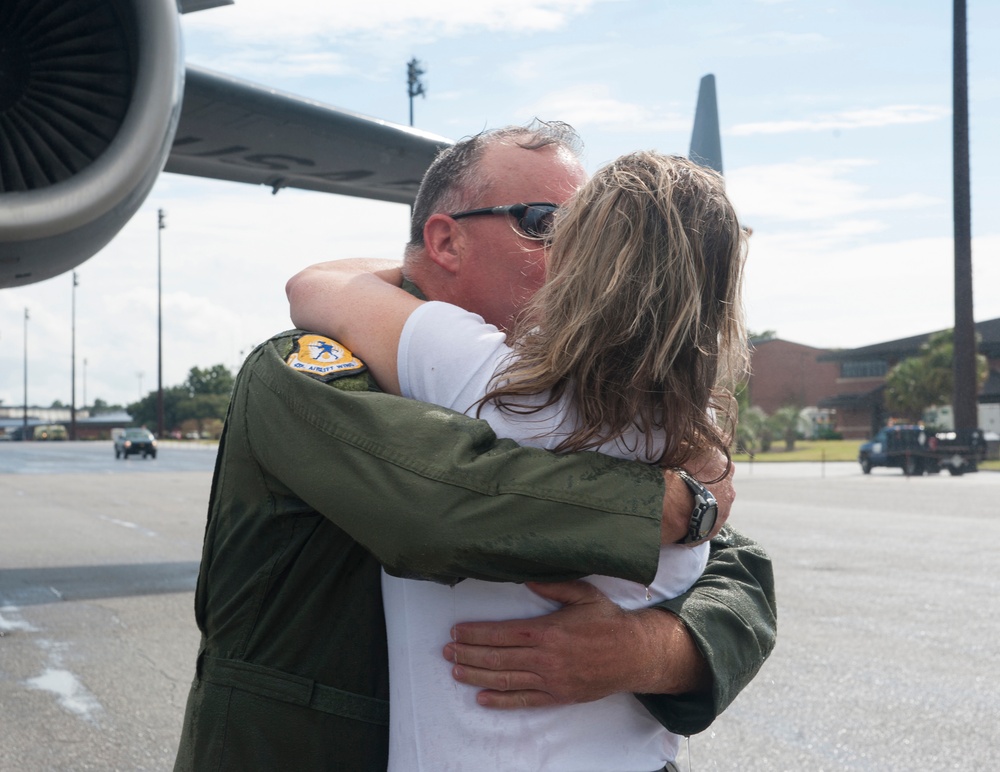 Col. Hansen's final flight at JB Charleston