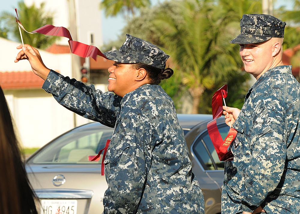 USS Frank Cable sailors support Red Ribbon Week