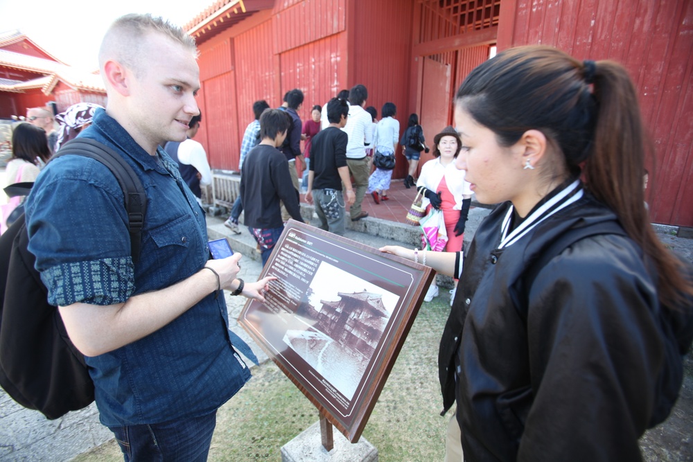 Local students give service members guided tour of Shuri Castle