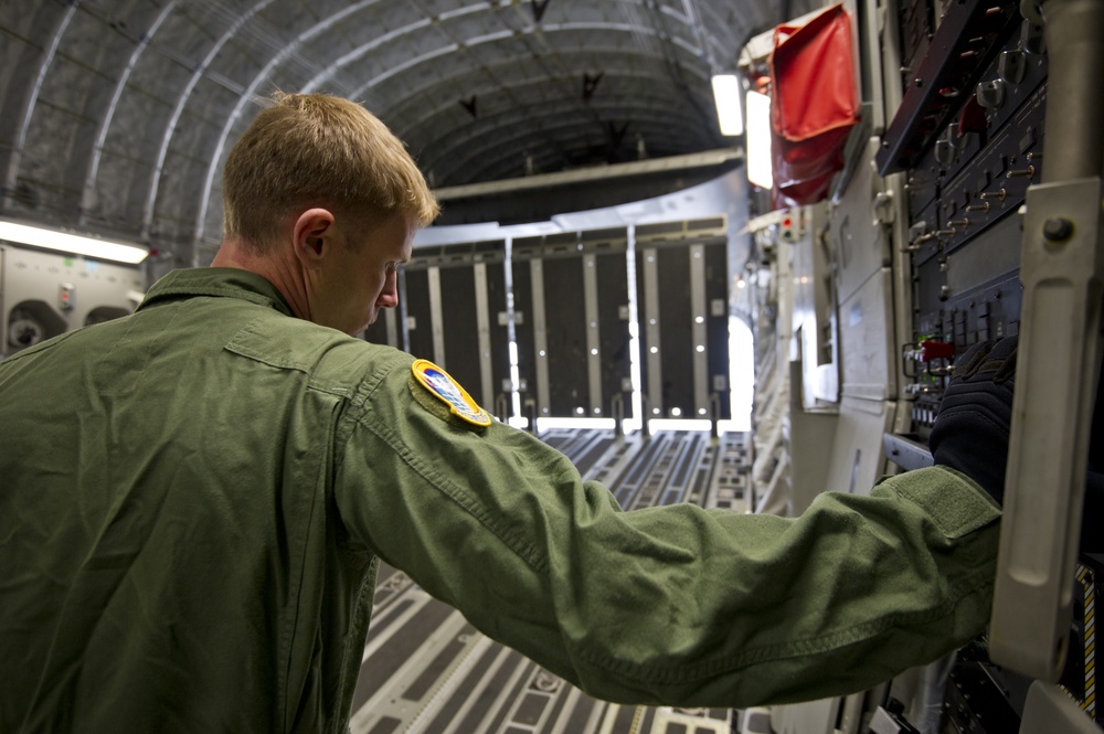Airmen ‘lean forward’ to support East Coast relief efforts