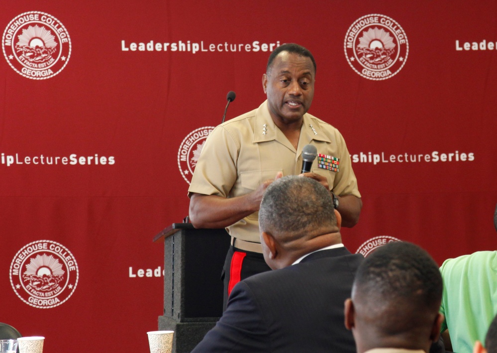 Seminar showcases Corps leadership opportunities