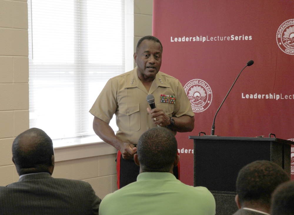 Seminar showcases Corps leadership opportunities