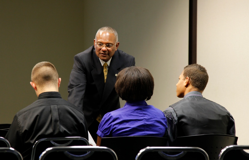 Seminar showcases Corps leadership opportunities