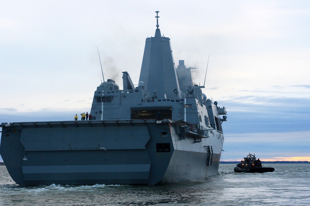 USS Carter San Antonio departs Naval Station Norfolk