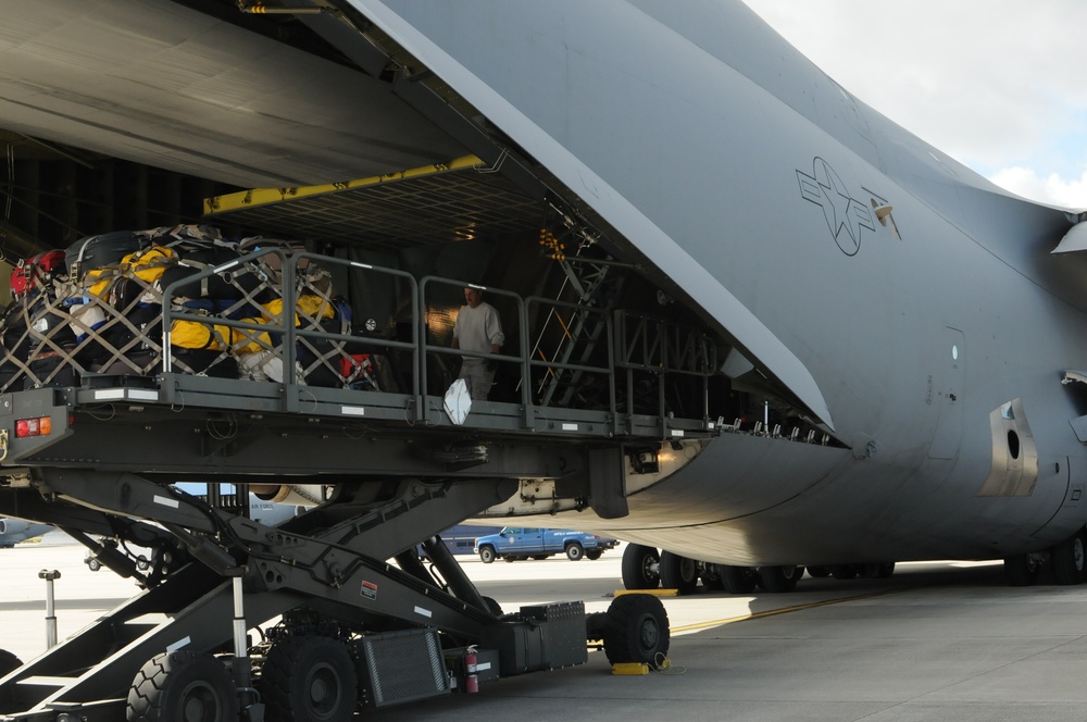 105th Airlift Wing supporting 18th Air Force Lean Forward Hurricane Sandy airlift