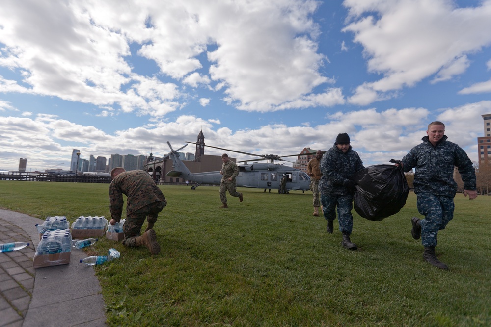 Marines and sailors lend a hand in Hoboken