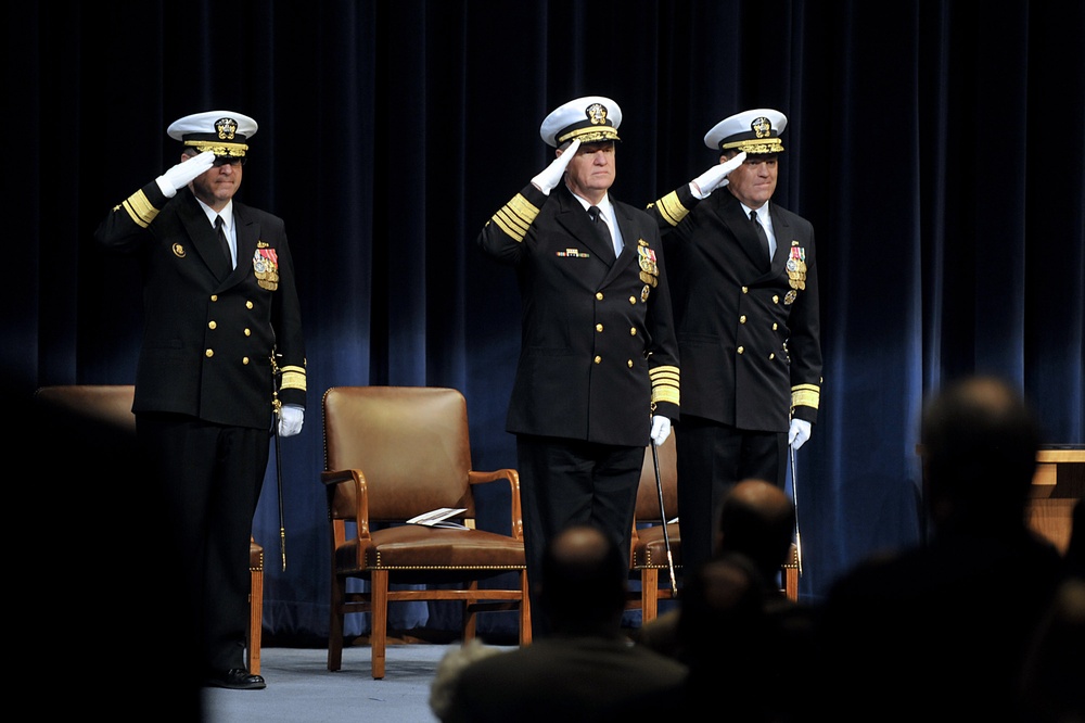 CNO attends change of command ceremony at NWC