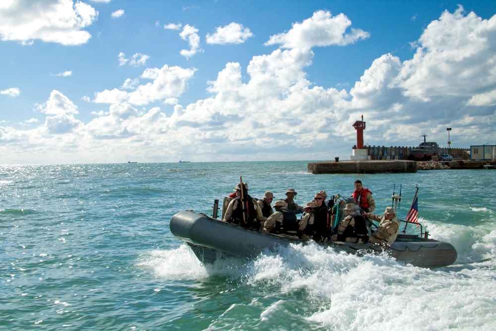 USS Fort McHenry security training in Albania