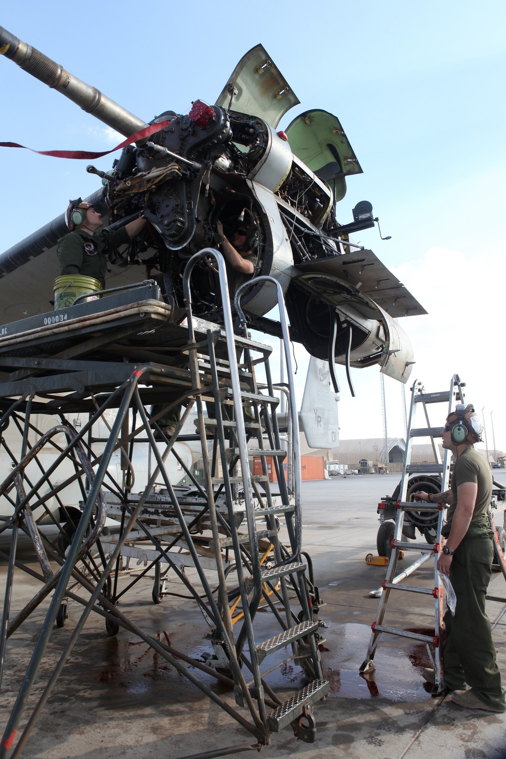 VMM-161 Maintenance