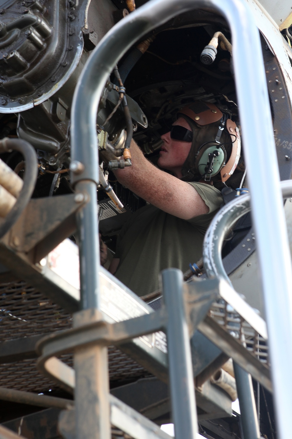 VMM-161 Maintenance