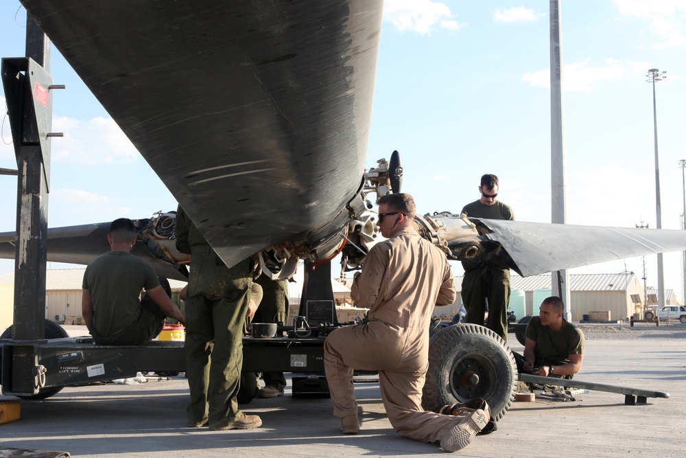 VMM-161 Maintenance