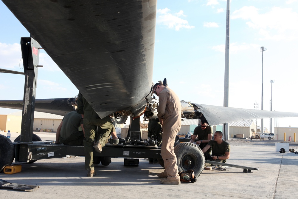 VMM-161 Maintenance