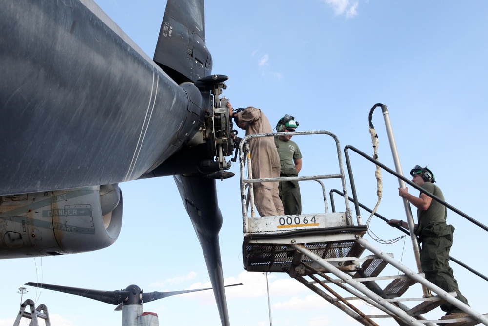 VMM-161 Maintenance