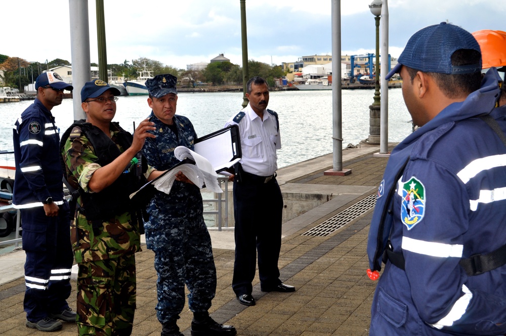 Exercise Cutlass Express 2012