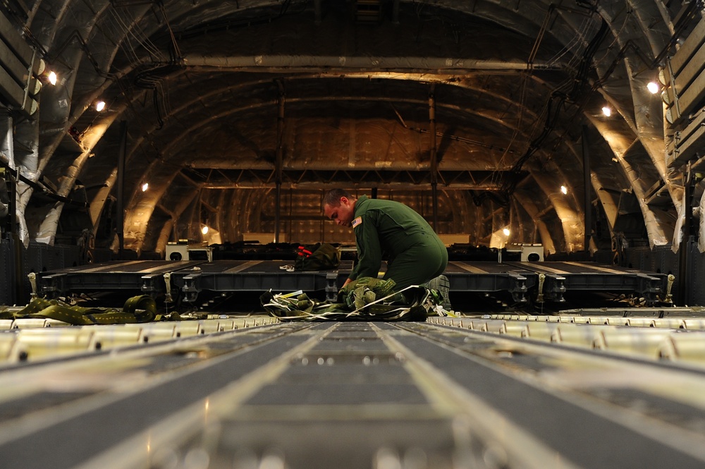 437th Operations Support Squadron
