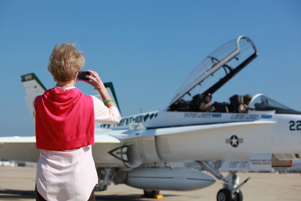 VMFAT-101 Medal of Honor Dedication Flight