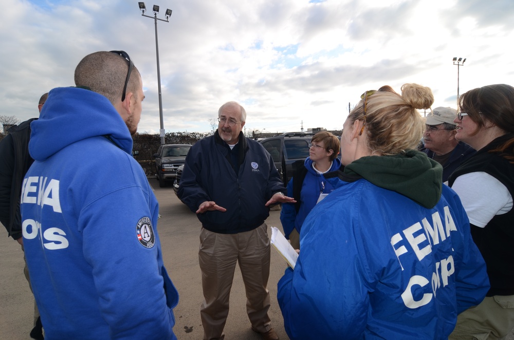 FEMA administrator Craig Fugate talks to FEMA Corps youth about their role in disaster assistance