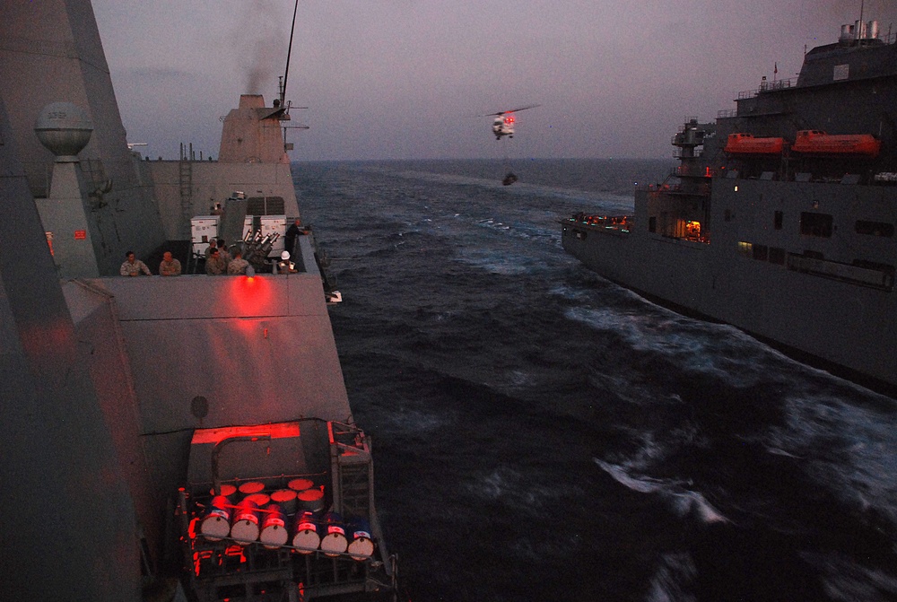 USS Green Bay replenishment at sea