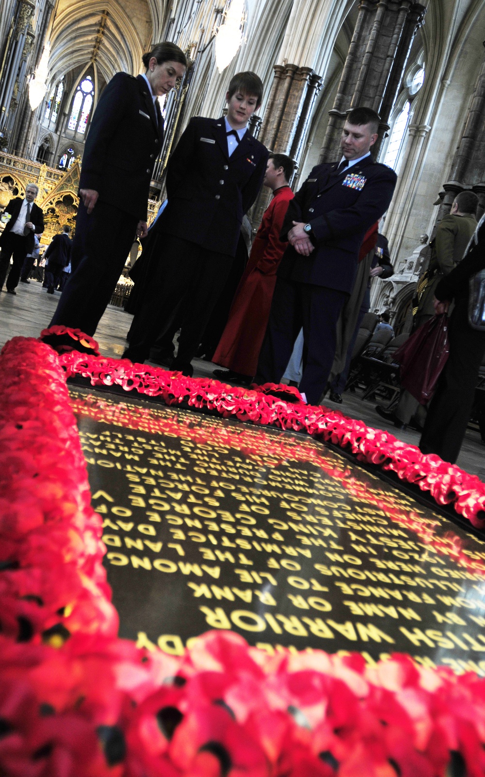 Air Force nurses visit Westminster Abbey