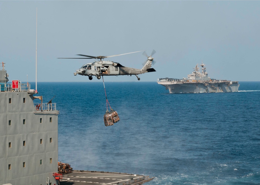 USS Iwo Jima replenishment