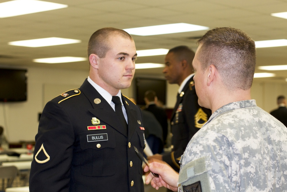 Soldiers from across 10 Army Reserve commands come together to prepare to march as one in historic parade