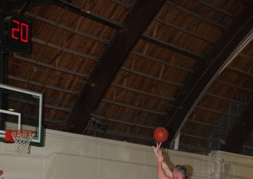 New courts, new season: Intramural basketballcontinues on new court