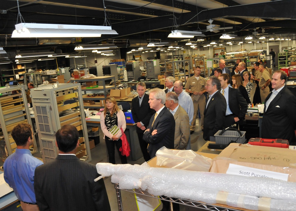 SPAWAR hosts San Diego Chamber of Commerce visit