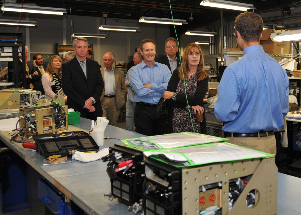 SPAWAR hosts San Diego Chamber of Commerce visit