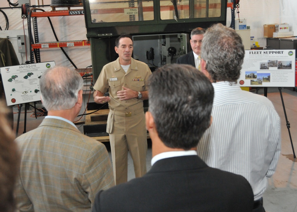 SPAWAR hosts San Diego Chamber of Commerce visit