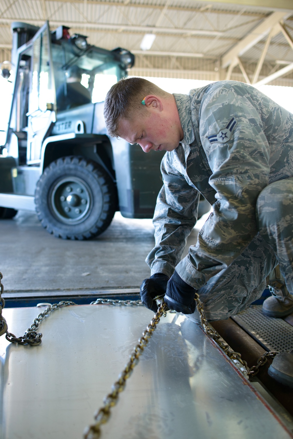Hurricane Sandy relief equipment loaded at Travis AFB