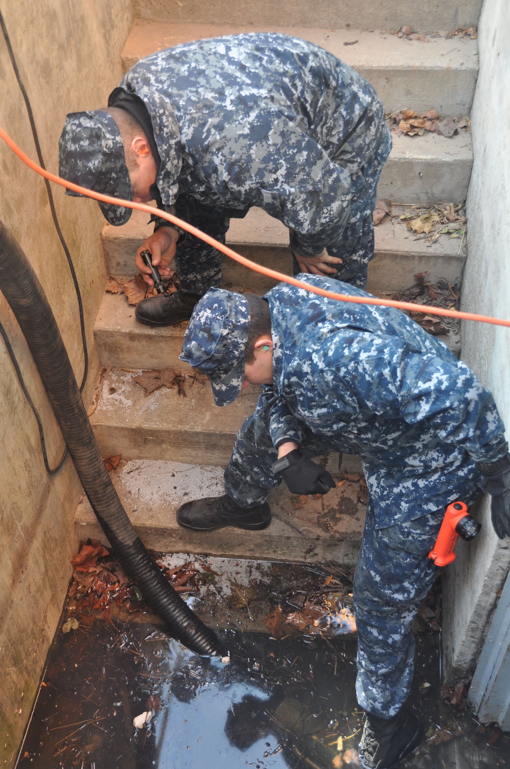 Naval dewatering team in New York