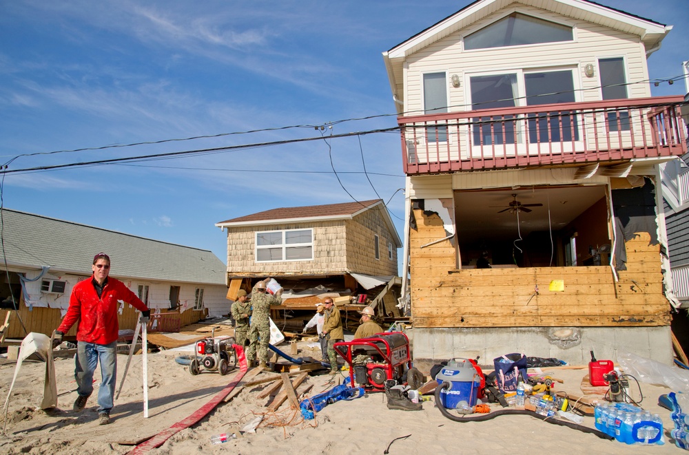 Defense support of civil authorities for Huricane Sandy