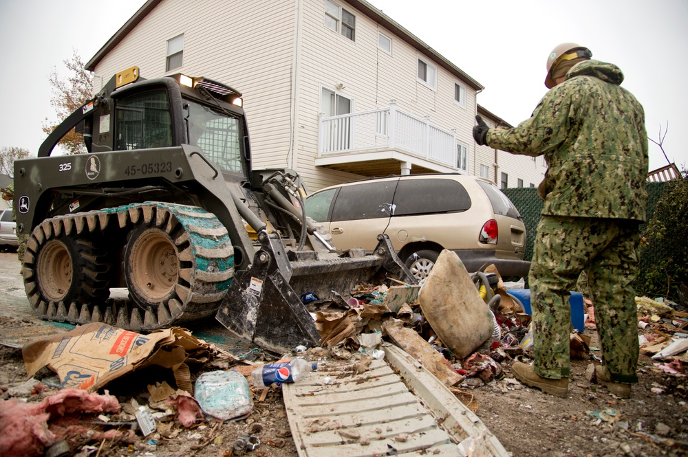 Defense support of civil authorities for Huricane Sandy